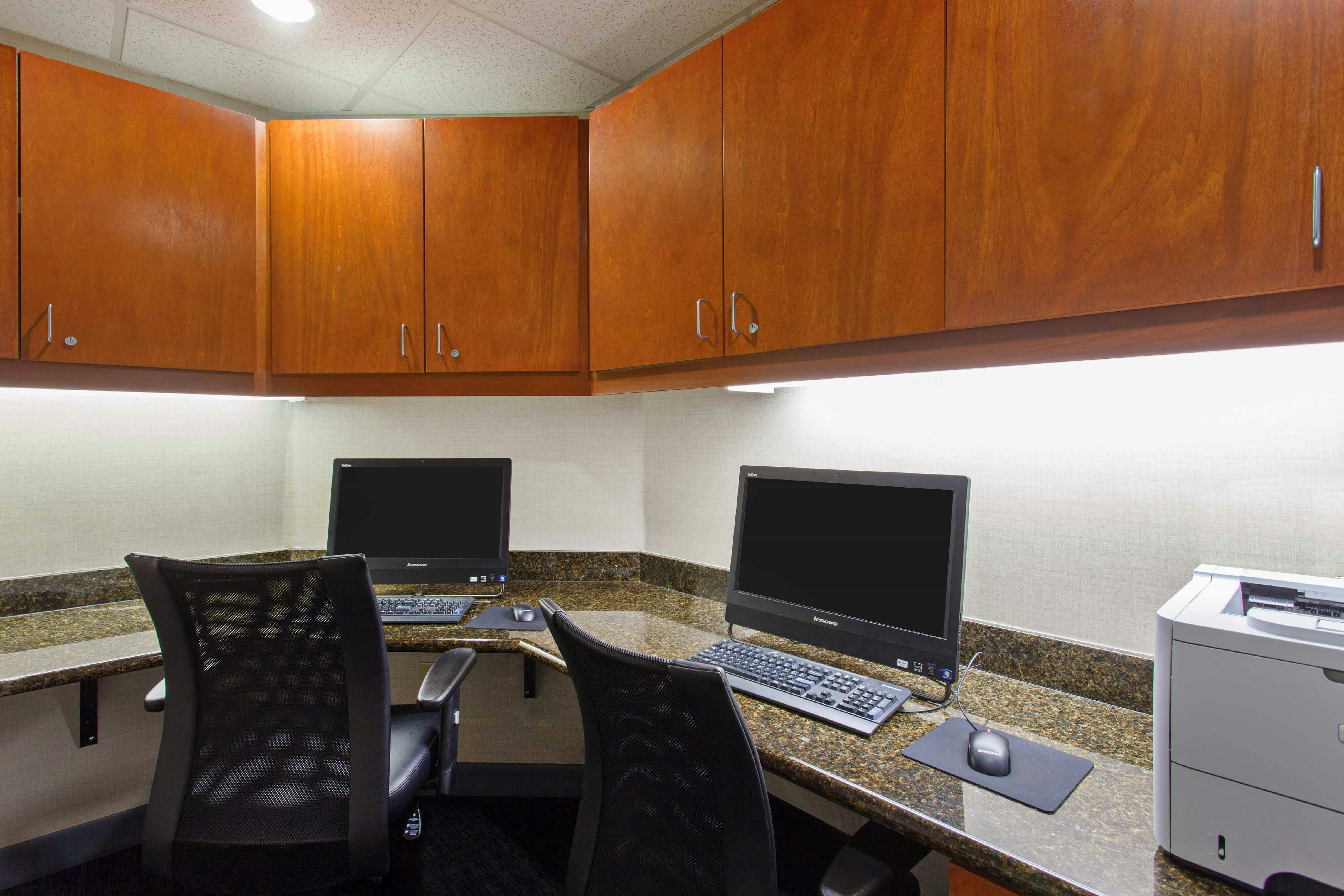 Hampton Inn and Suites Clovis Airport North 41/50