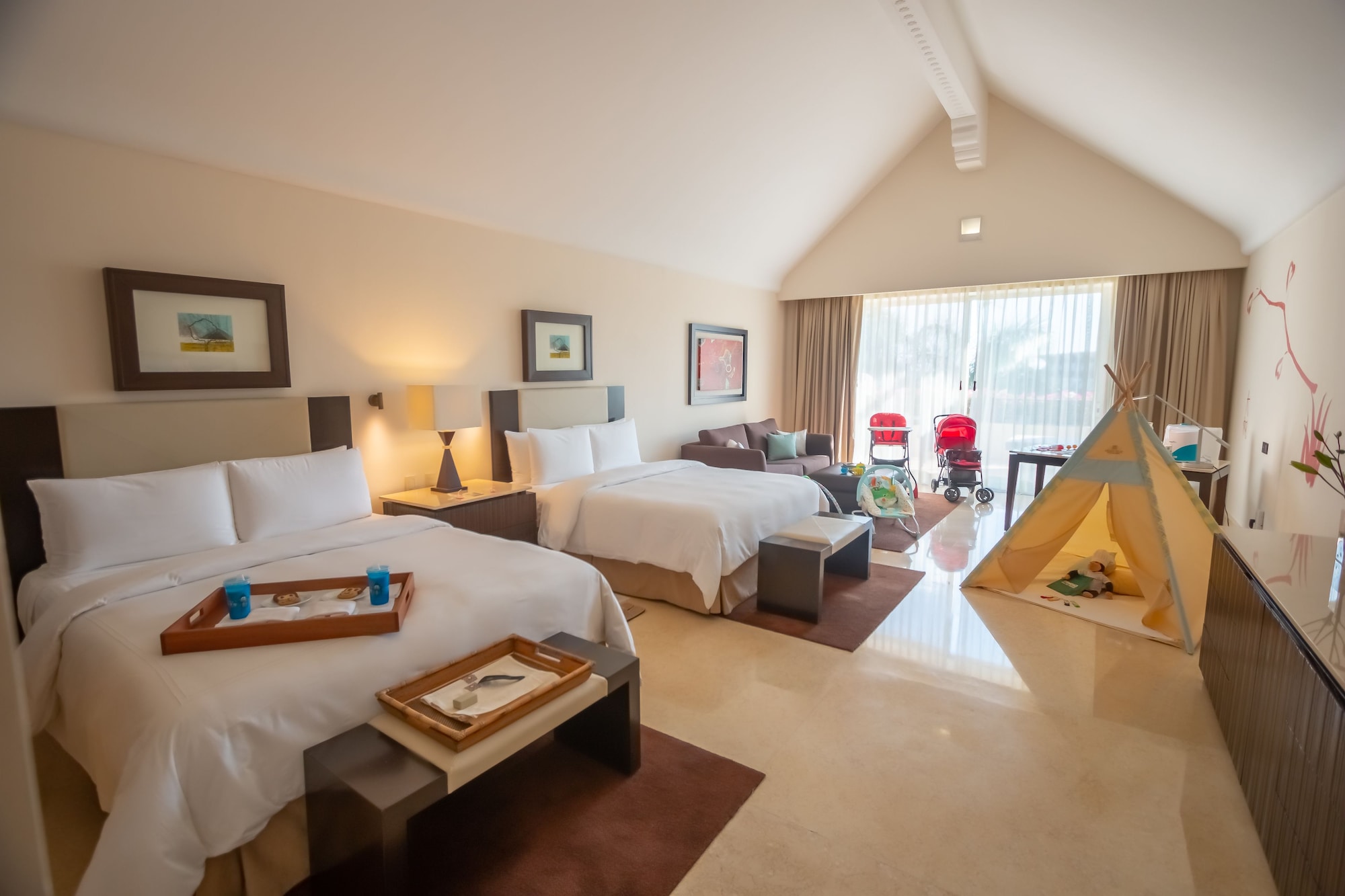 2 BEDROOMS, AMBASSADOR, FAMILY SUITE, OCEAN VIEW