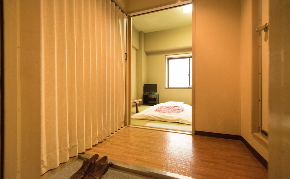 Kyoto Travelers Inn 38/54