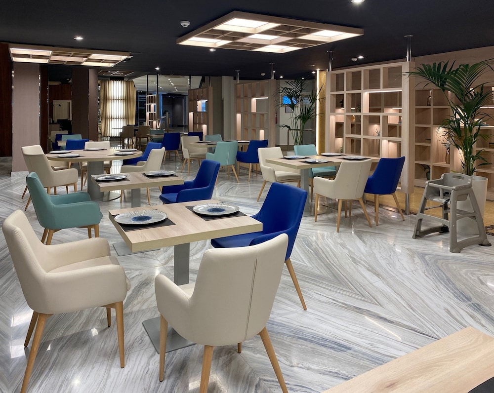 The Level At Melia Alicante 52/68