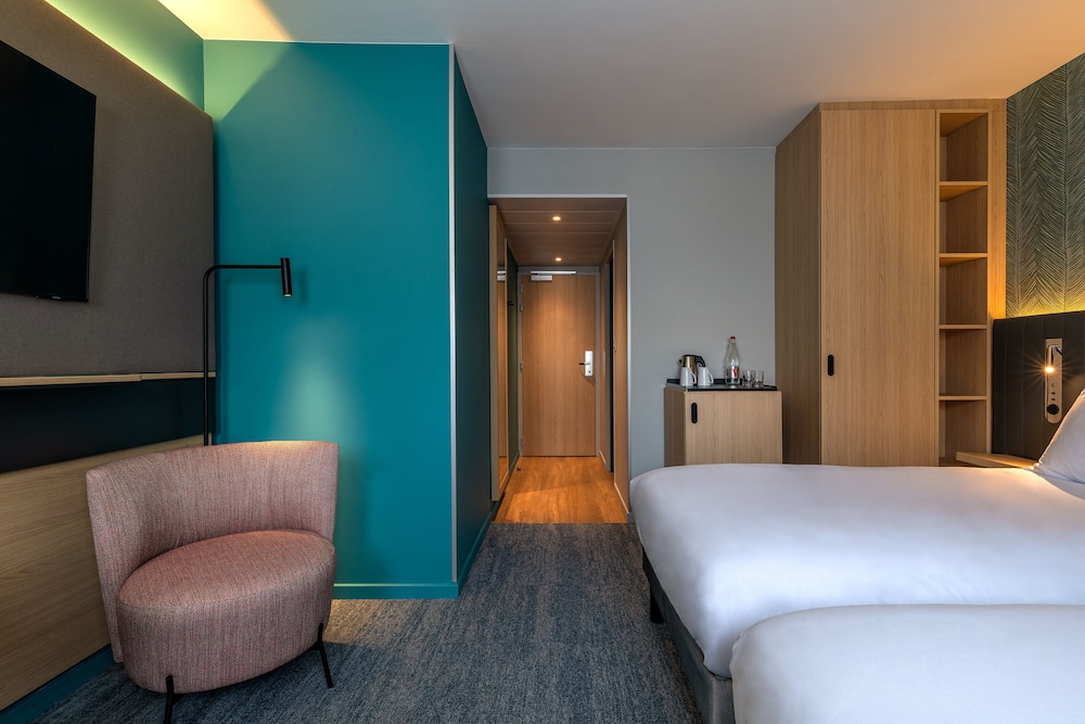 Holiday Inn Reims Centre 23/65