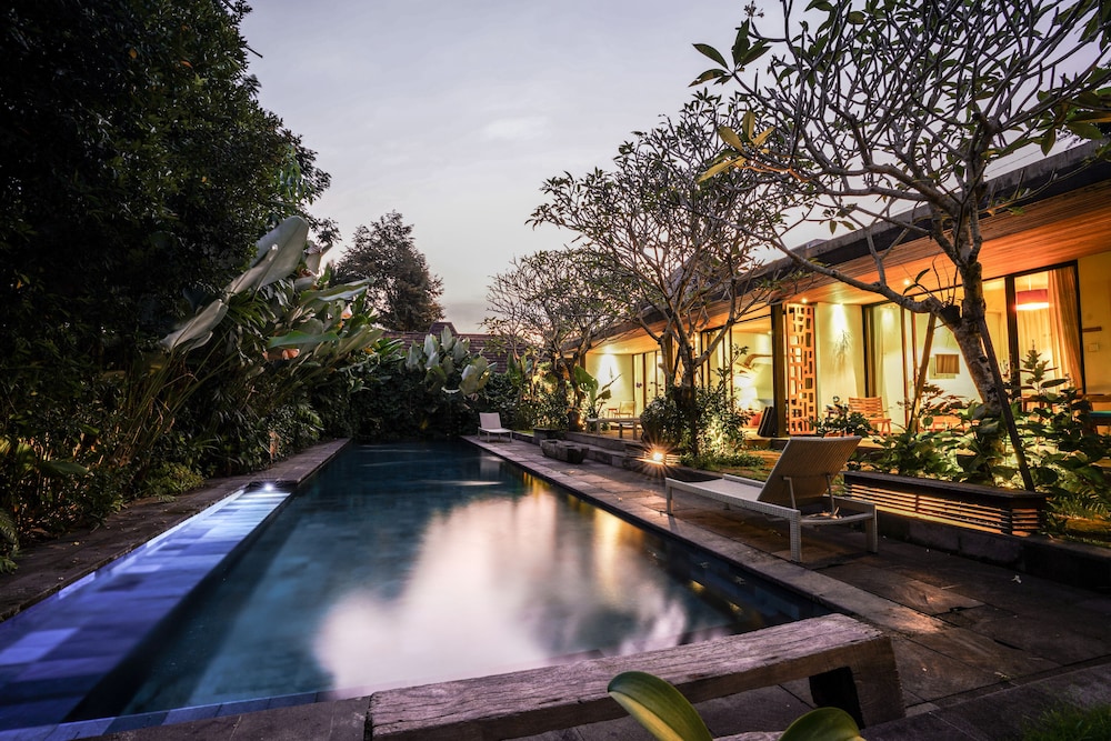 Surya Kembar Villas 45/50