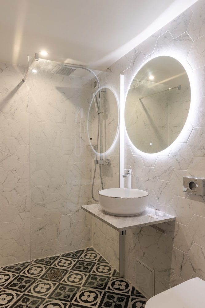The Originals City Hotel Rennes Sud Chantepie Ex Comfort Hotel Rennes Chantepie 27/31