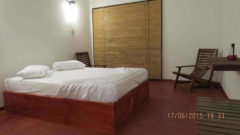 Sinharaja Birder's Lodge 13/36