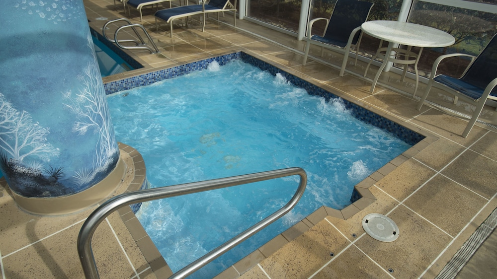 Ocean Key Resort Virginia Beach, Virginia 20/50