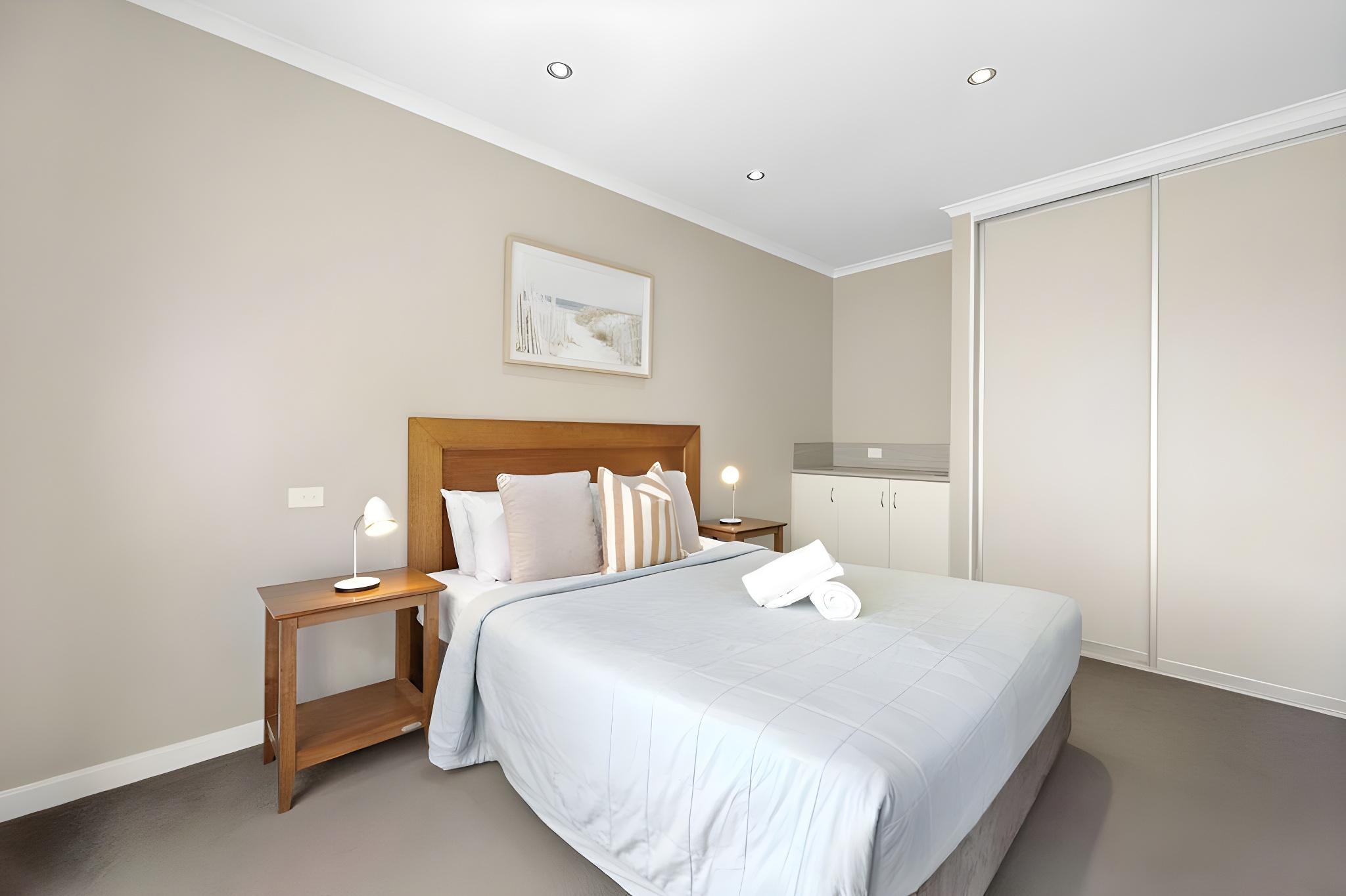 2 Bedrooms, Apartment, Two Story