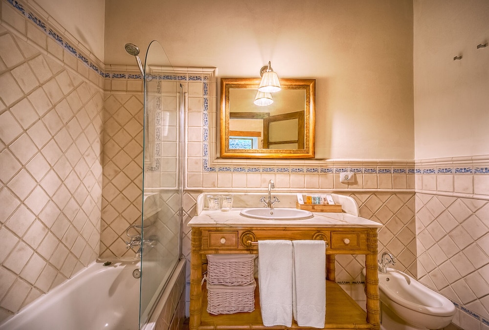 Hotel Rural LIVVO Maipez 48/50