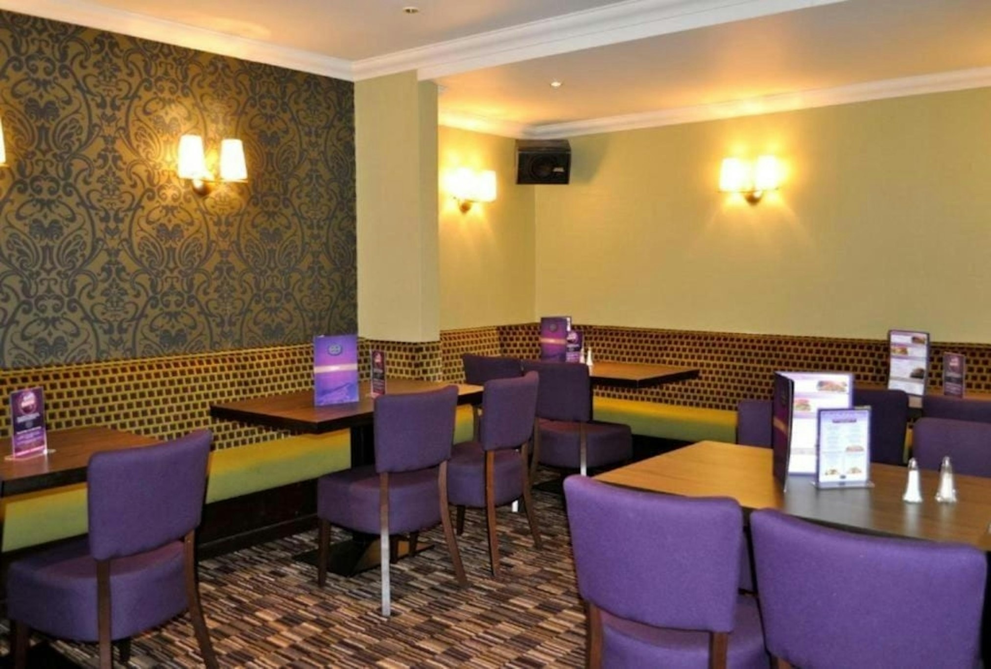 OYO Lochway Hotel 25/38