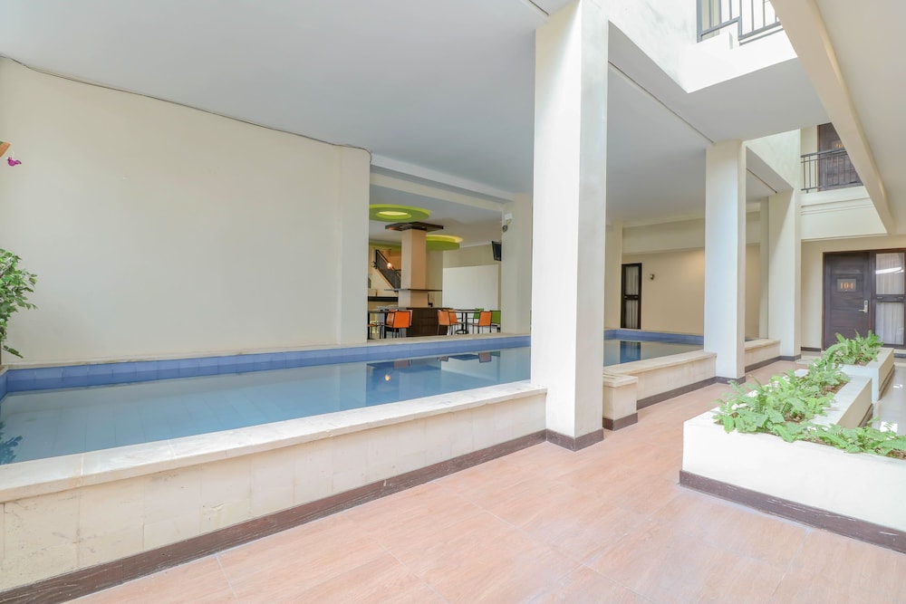 Super OYO Balitone Residence 29/31