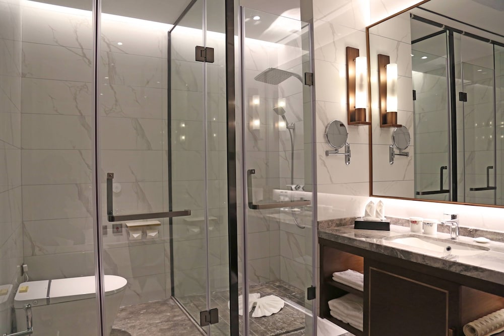 Guangdong Yingbin Hotel 46/49