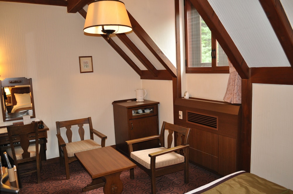 KAMIKOCHI IMPERIAL HOTEL 54/69