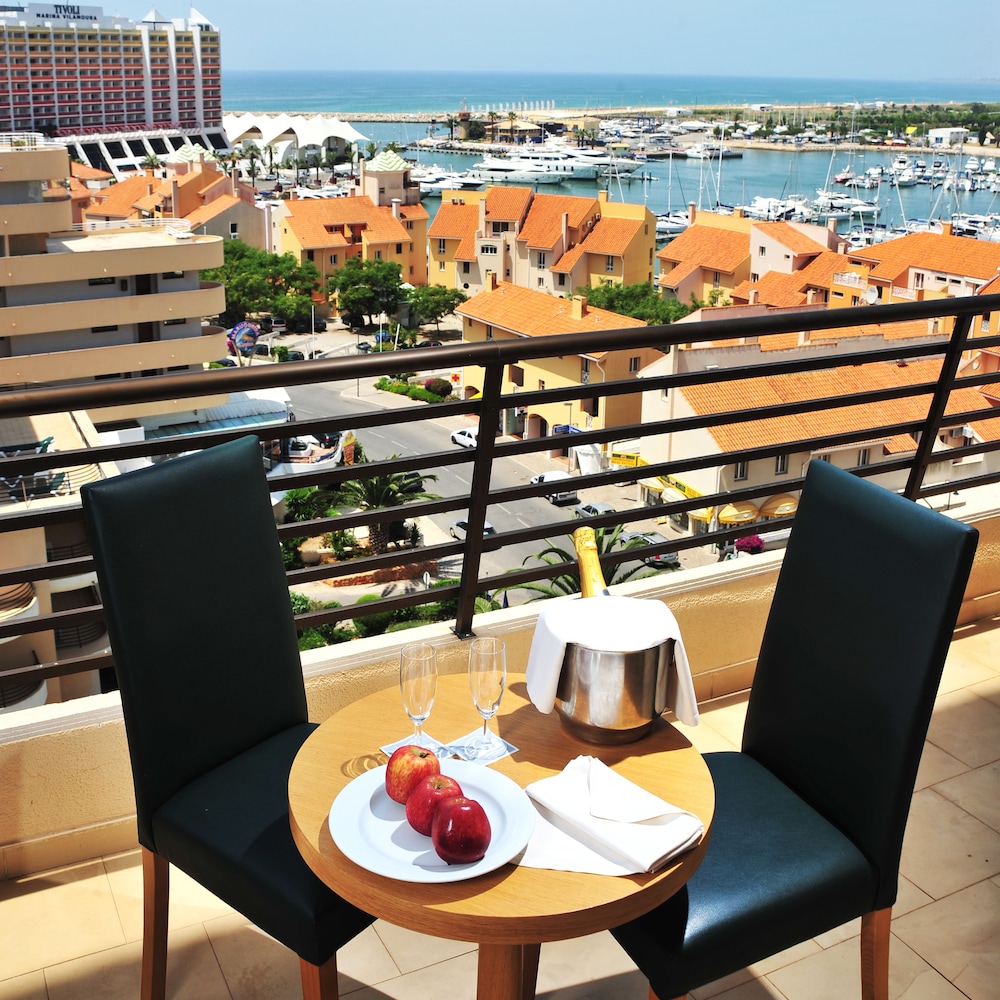 VILA GALE MARINA 33/50