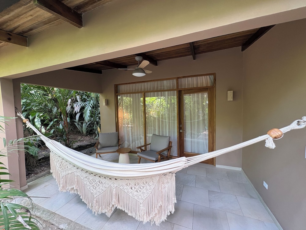 The Falls Resort at Manuel Antonio 16/70