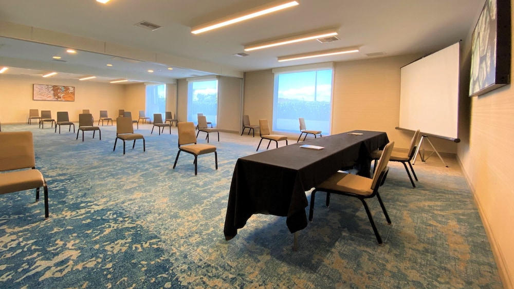 Holiday Inn Los Angeles - Lax Airport 48/51