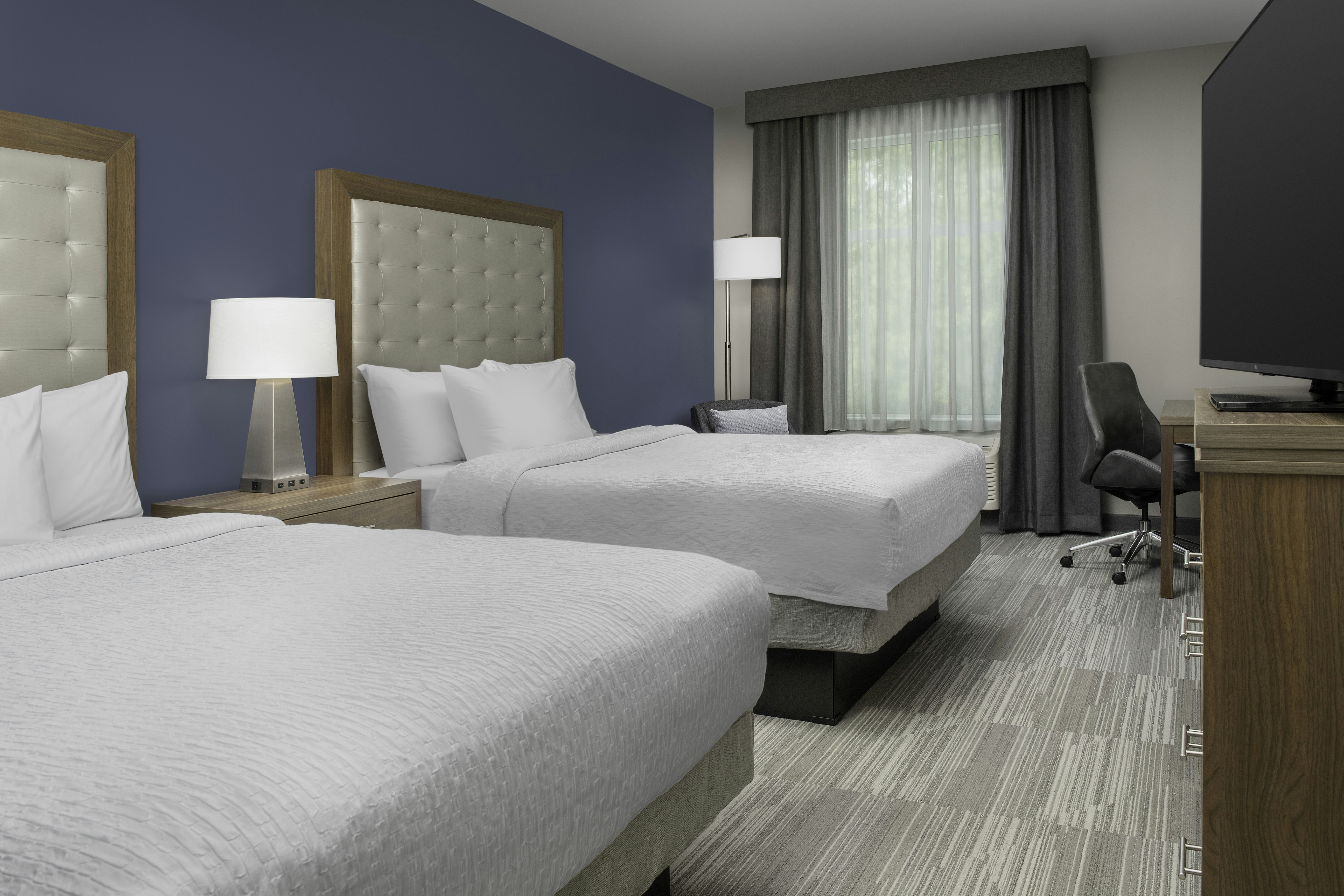 1 BEDROOM, SUITE, 2 QUEEN BEDS