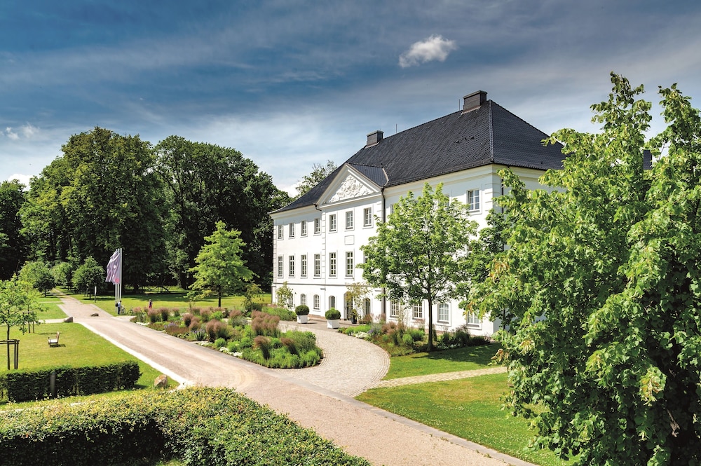 Schlossgut Gross Schwansee 49/54