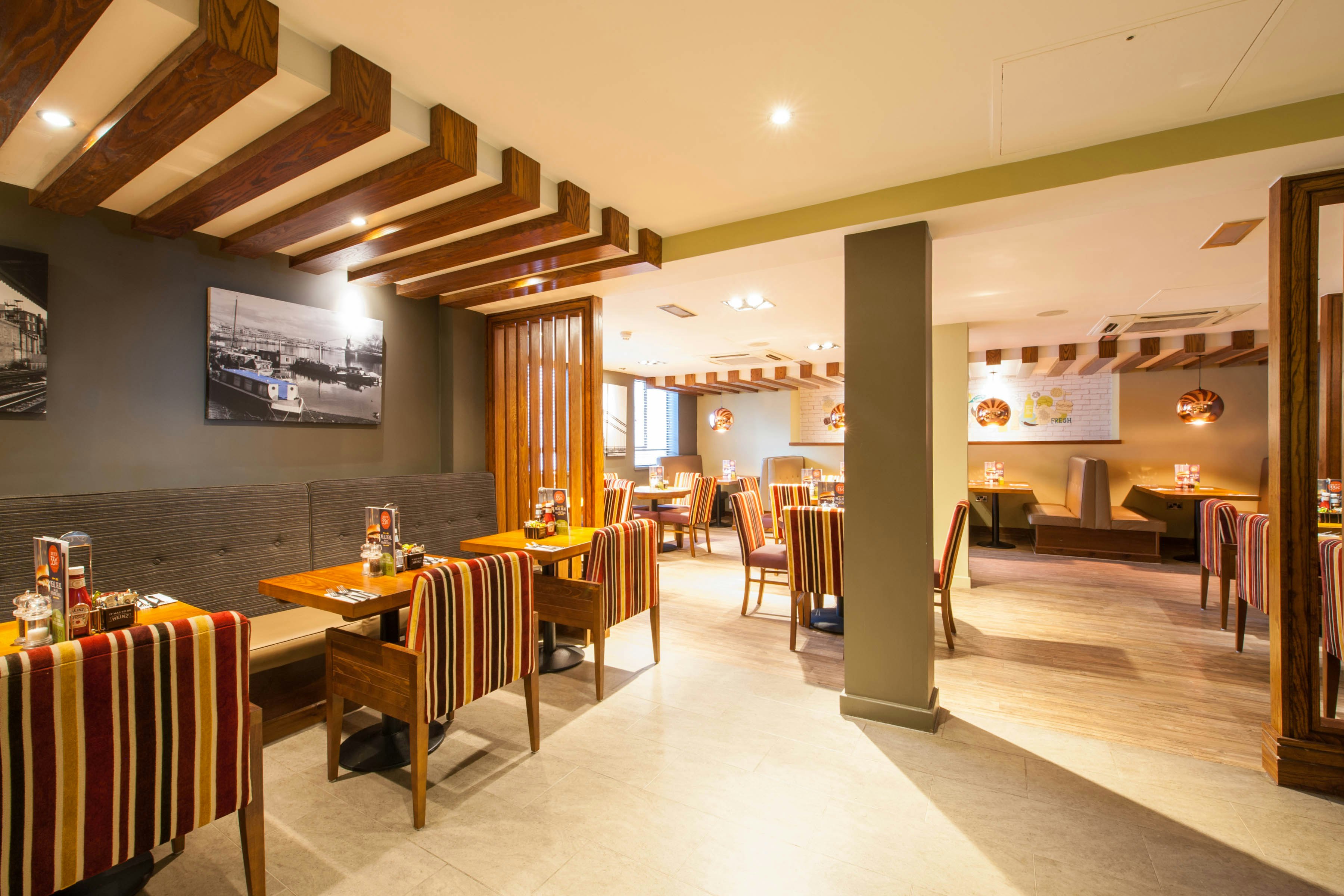 Premier Inn London Hammersmith (Ravenscourt Park) 29/32