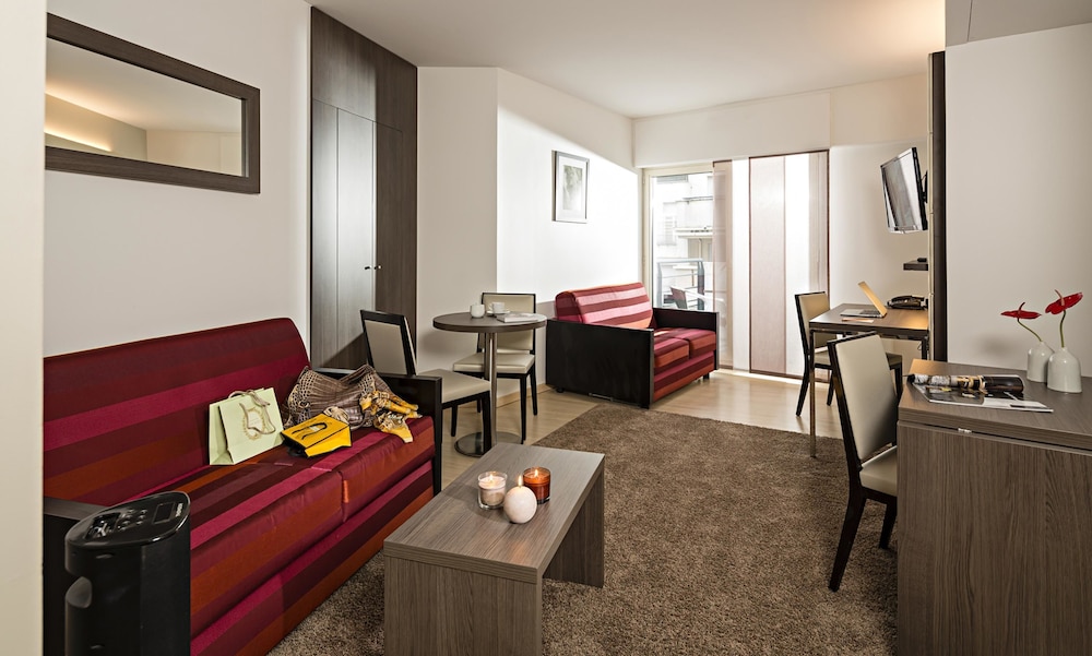 RESIDHOME COURBEVOIE LA DEFENSE 30/56