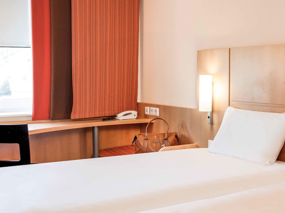 ibis London Elstree Borehamwood 26/60