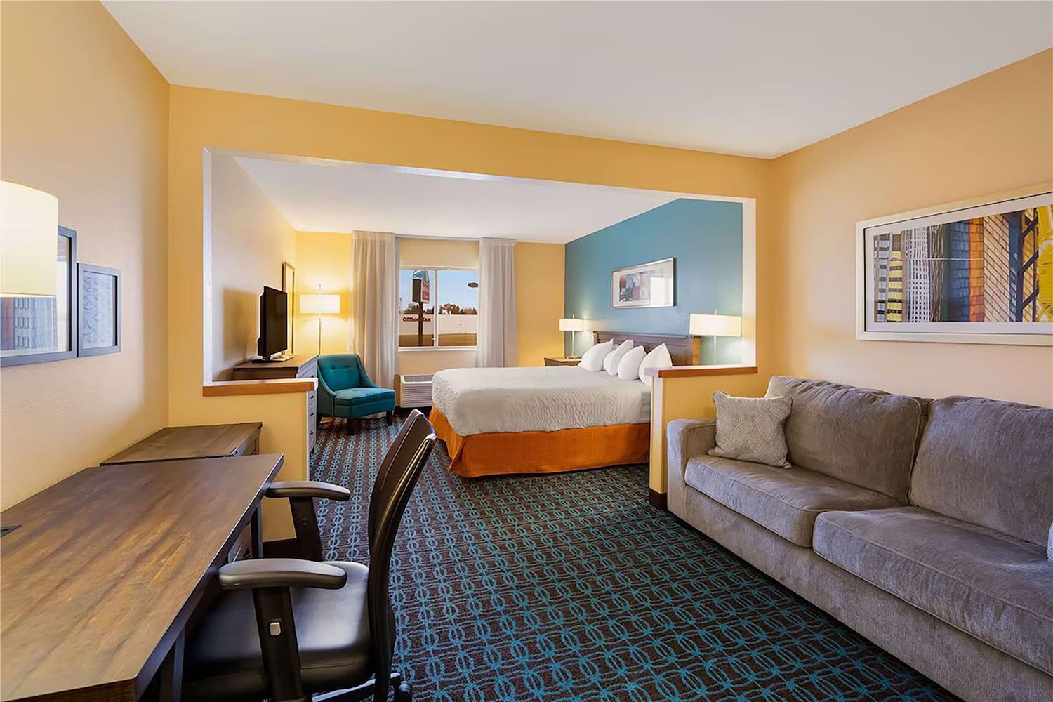 AmericInn by Wyndham Minot 10/20