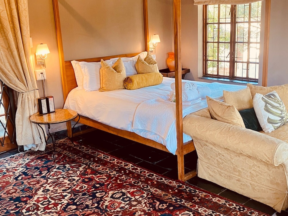 Boord Guesthouse 11/50