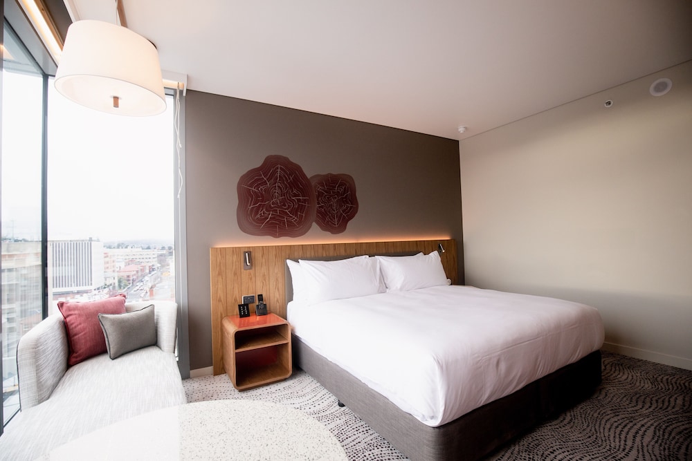 Crowne Plaza Hobart 20/73