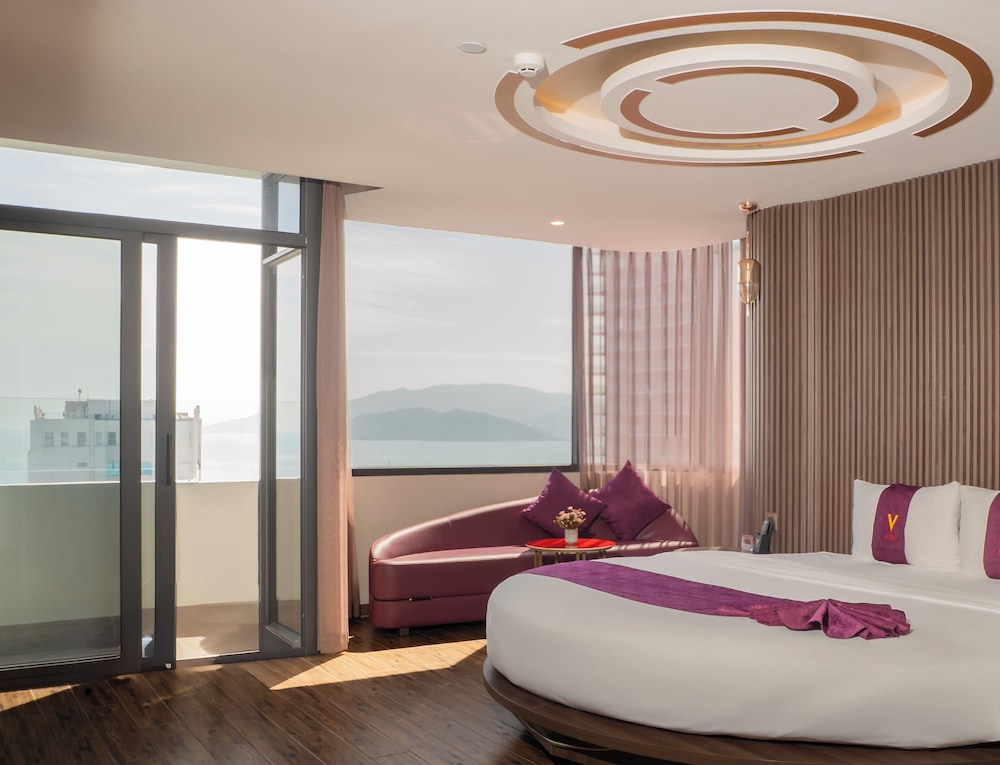1 BEDROOM, PREMIER, SUITE, OCEAN VIEW