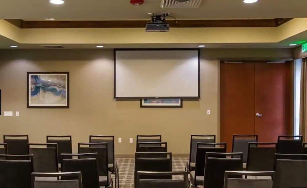 Hampton Inn Suites Portland Vancouver 42/49