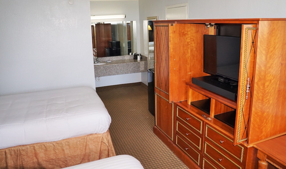 Hotel elev8 11/15