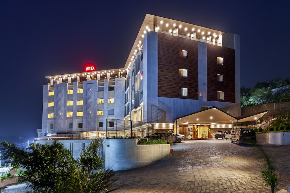 juSTa Sajjangarh Resort And Spa photo4