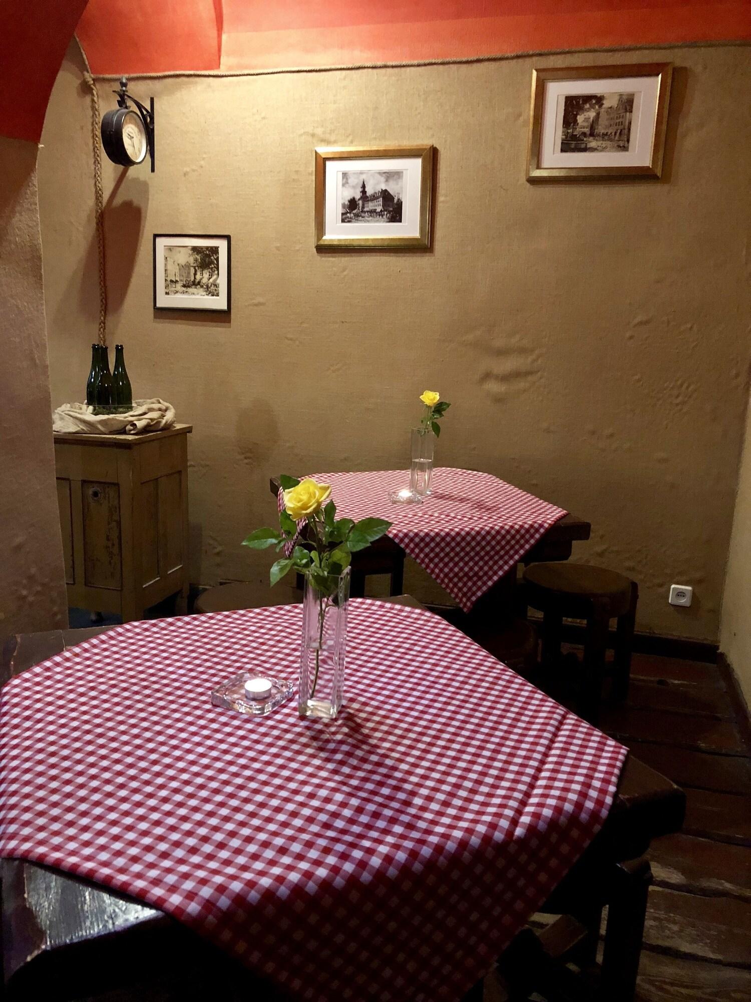 Hotel Baron Karczma Grodzka 33/51