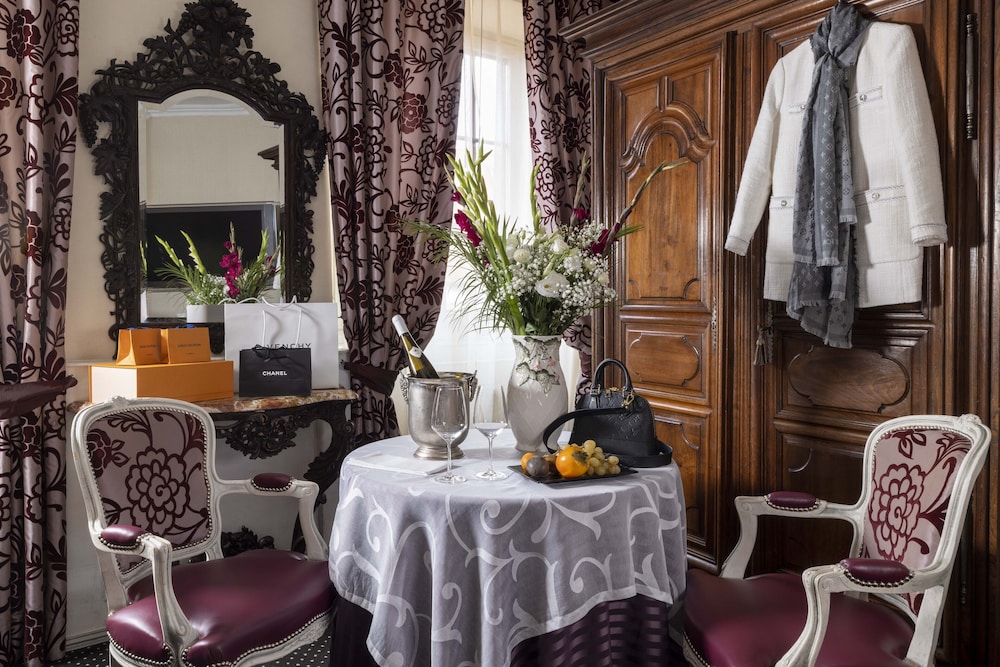 Hotel Le Marechal 26/50
