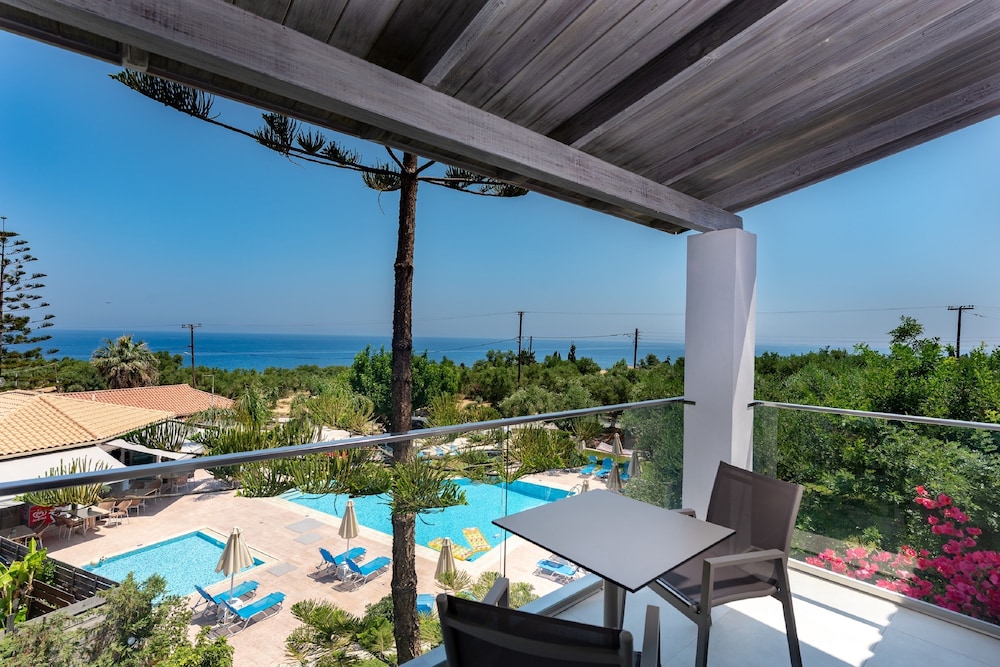 Ionian Aura Apartments 25/50