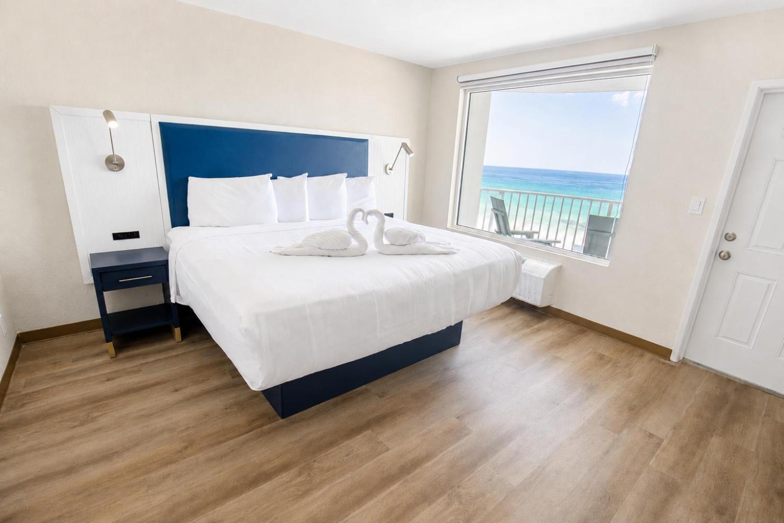 غرفة قياسية بسرير كينج، Beach Tower By The Sea 4/8
