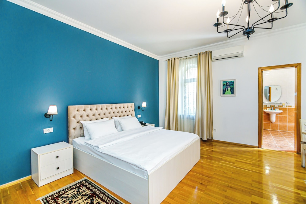 Art Club Hotel 32/63