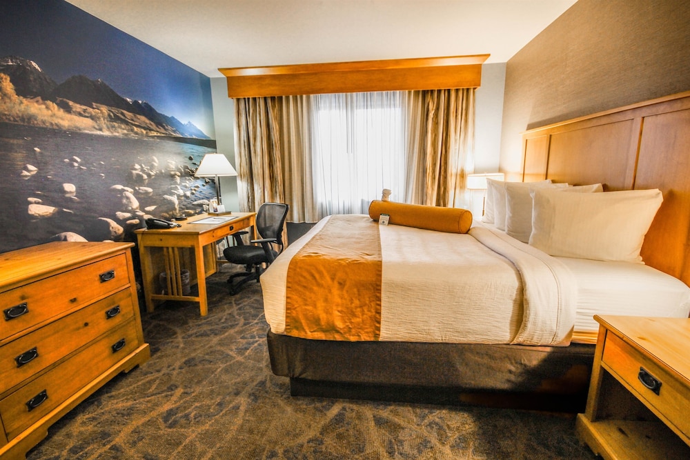 Best Western Plus Grantree Inn 24/52