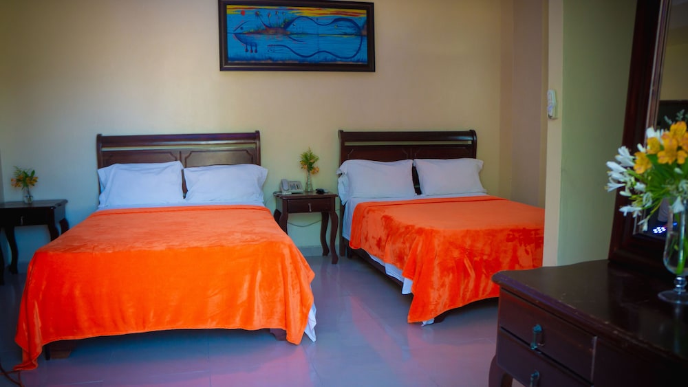 HOTEL LUIS V 14/43