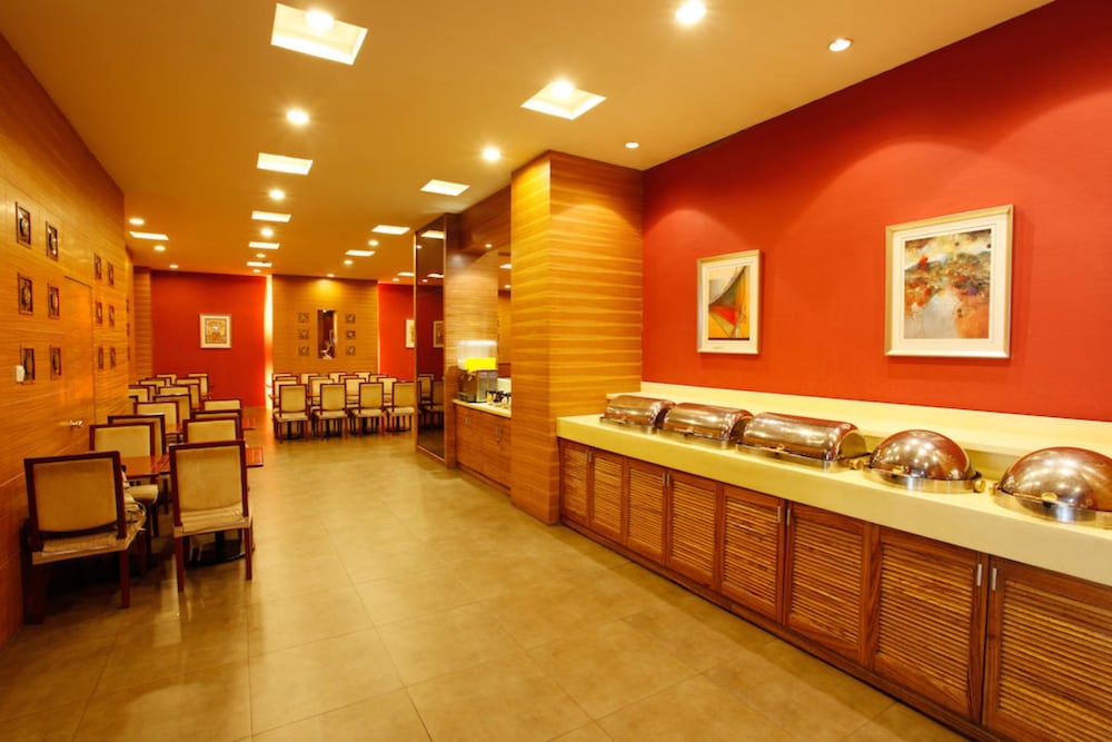 Gold Star Hotel Nanjing 28/30