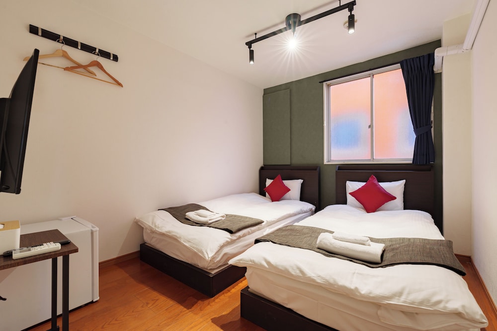 STANDARD, TWIN BEDS