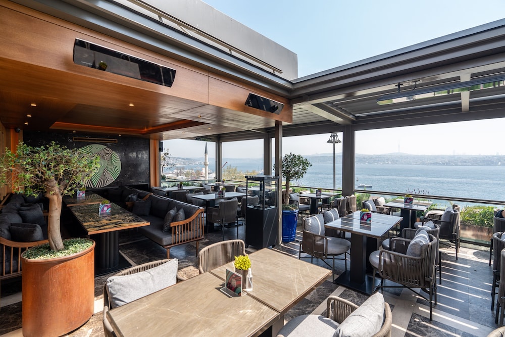 Zimmer Bosphorus Hotel 43/57