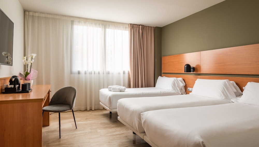 Sb Express Tarragona Hotel 13/61
