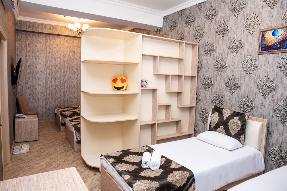 Sebail Inn Hotel 50/50