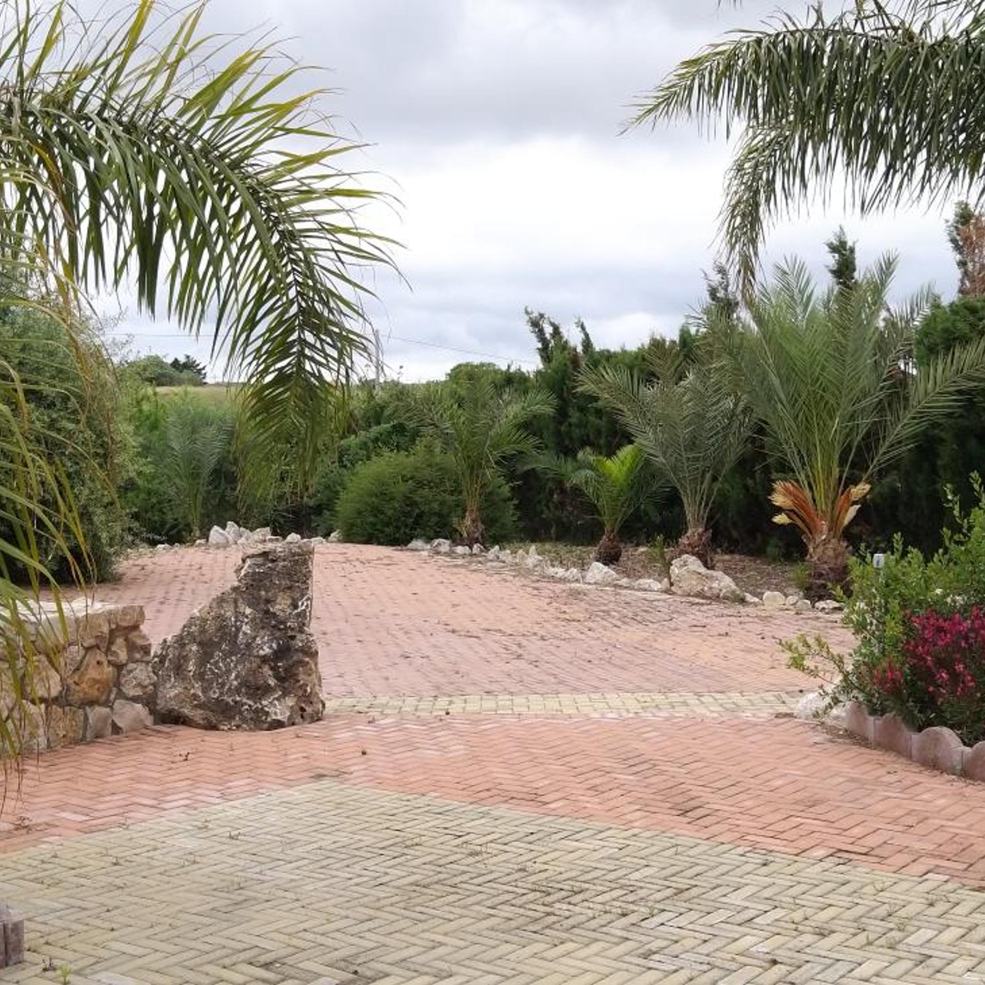 Sorrentina Villa 48/50