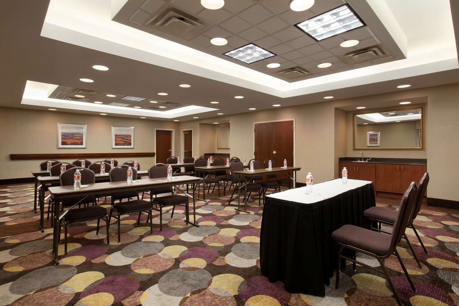 Hampton Inn Suites San Marcos 37/44