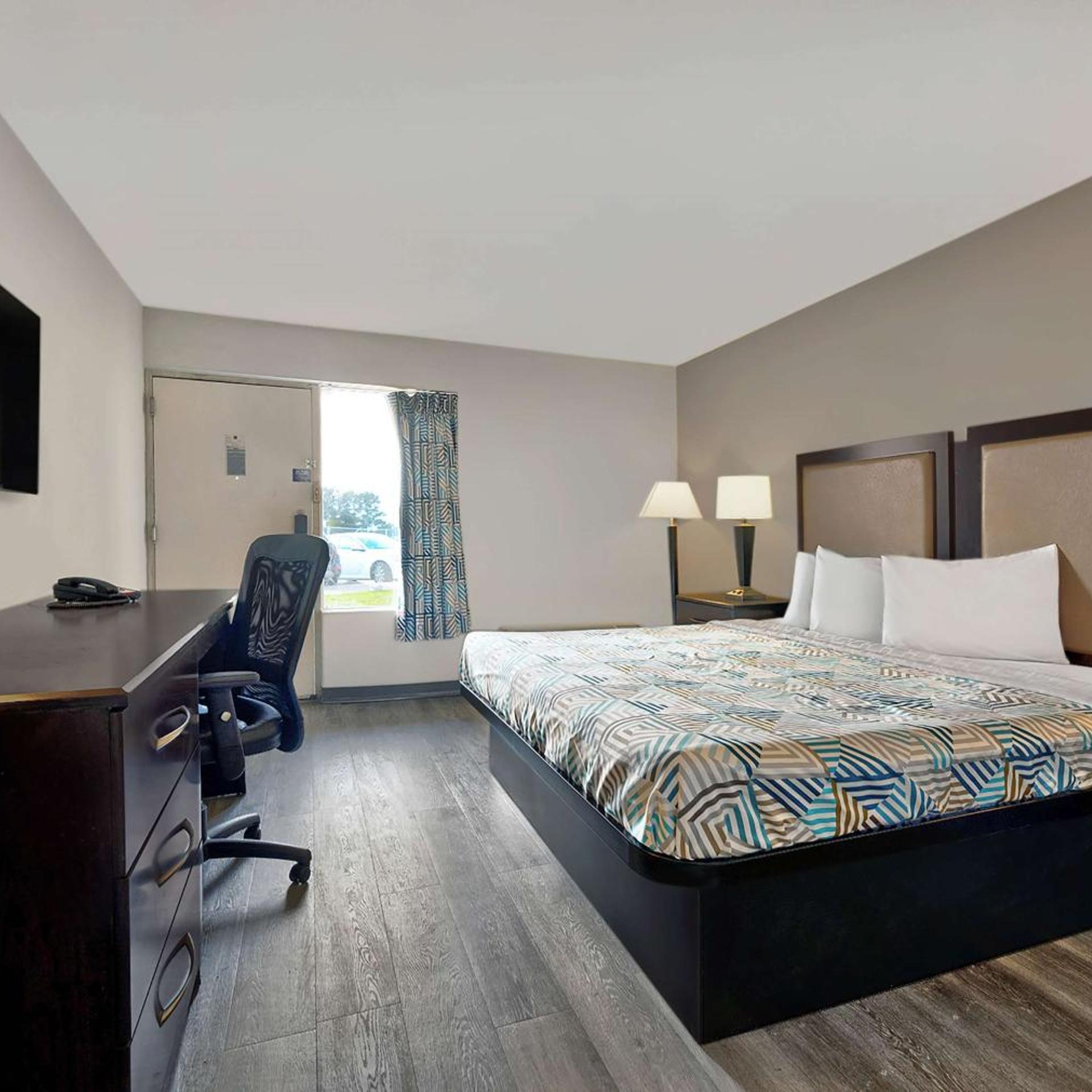 غرفة بسرير مزدوج للمدخنين، Motel6 McDonough, GA 4/8