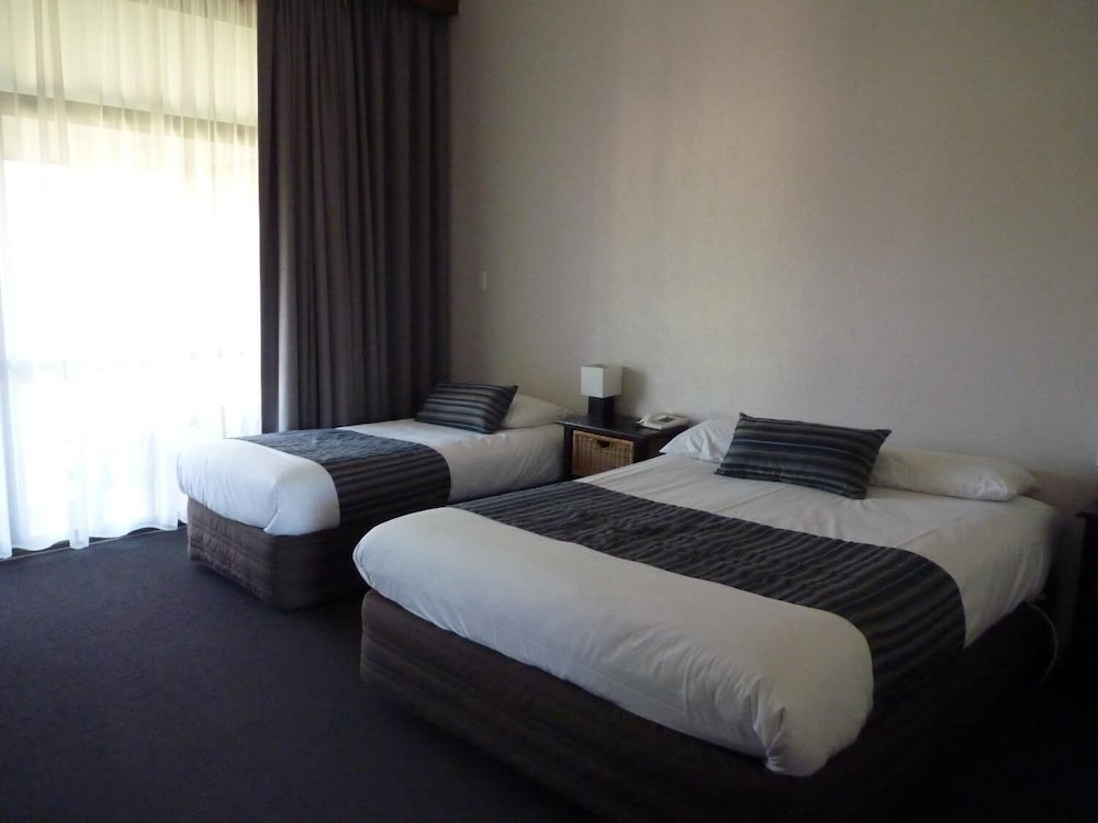 COONAWARRA MOTOR LODGE 12/38