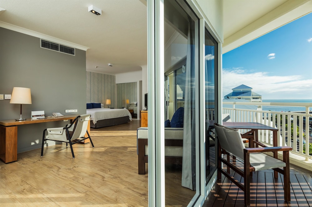 Shangri La the Marina Cairns 39/74