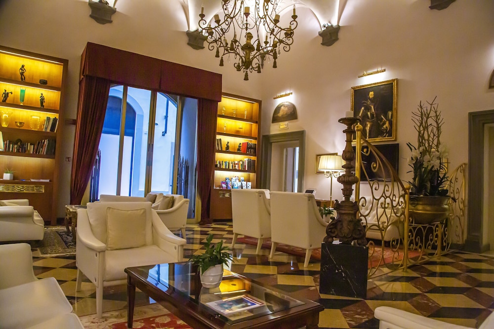 Golden Tower Hotel and Spa 28/38