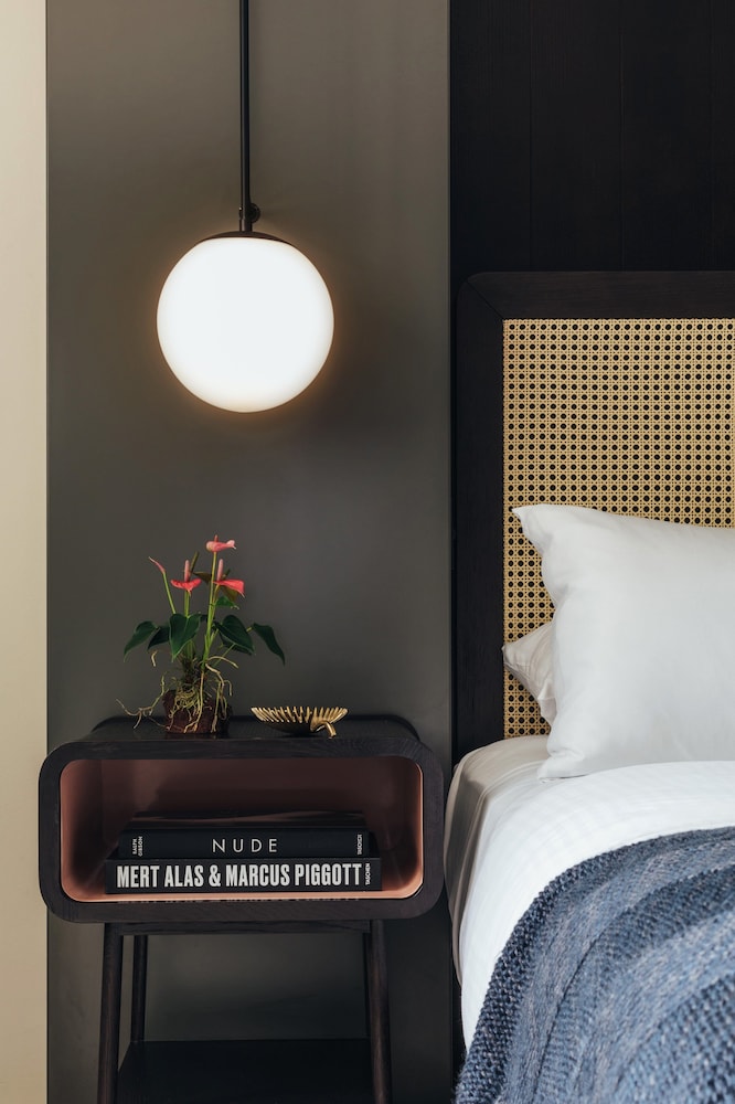 Hotel Renew 26/58