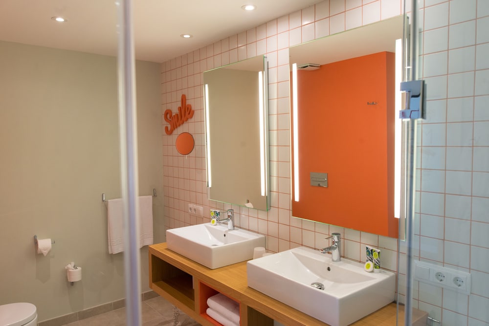 Vanilla Garden Hotel - Adults Only 72/74